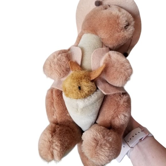 Vintage Outback Safari Kangaroo And Joey Plush Stuffed Animal W Hat Vest 9"‎ - Picture 4 of 9